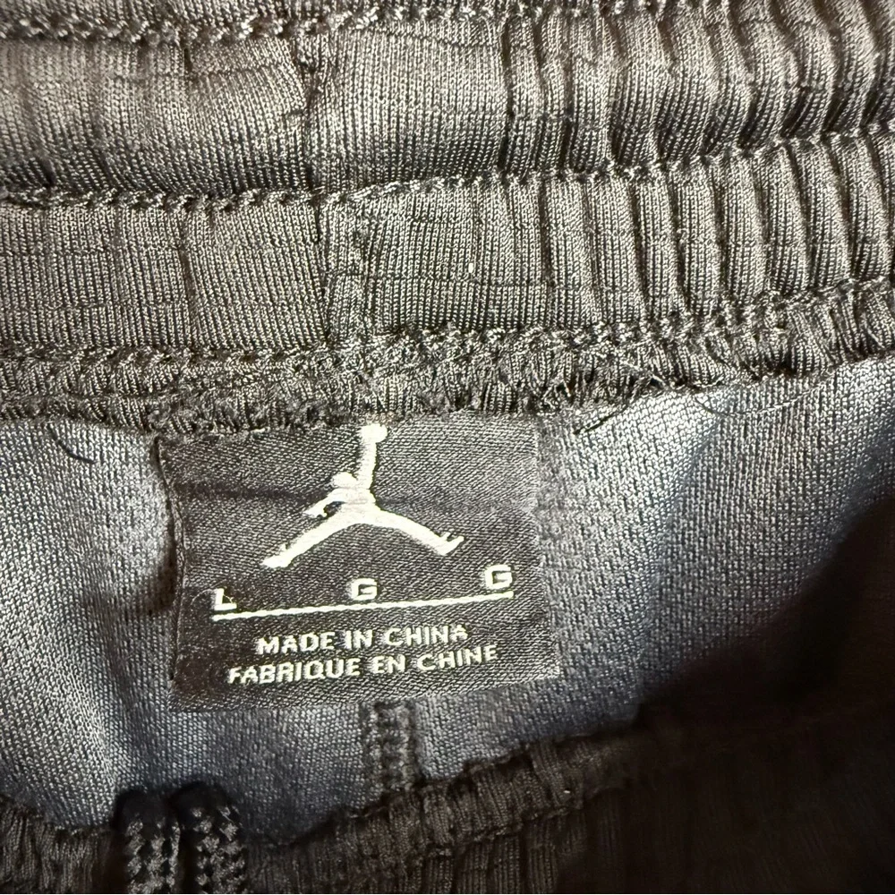 Jordan Men's Black Sweatpants Joggers with Ribbed Texture Size Large GUC